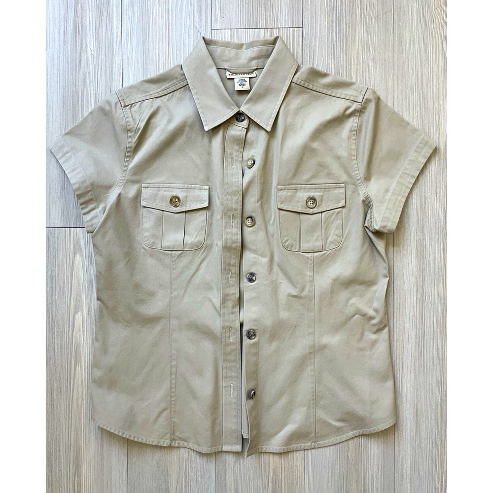 Banana Republic Women's Tan Short Sleeve Collared Button-Up Top Sz L Safari